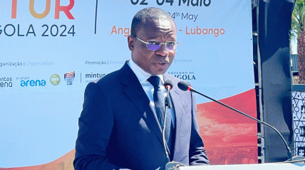 Ministro de Estado e chefe da Casa Civil do Presidente da República, Adão de Almeida - Angop