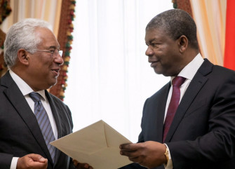 Encontro entre António Costa e João Lourenço em 2018 - Embaixada de Angola