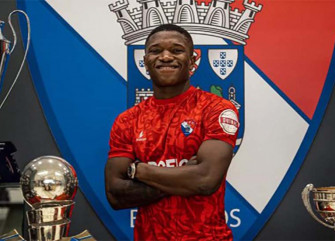 Jogador angolano Depú - Jornal de Angola