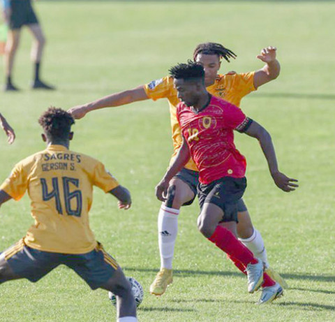 Selec&ccedil;&atilde;o nacional defronta s&aacute;bado a RCA