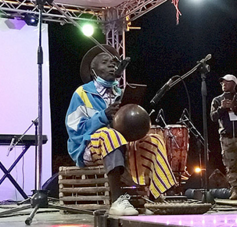 Festival Ngeya homenageia instrumento de percussão Kalyalya