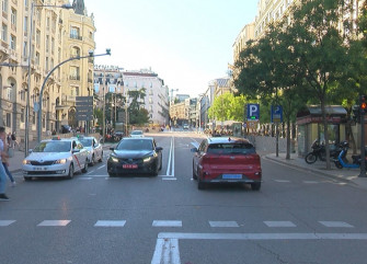 Artéria da cidade de Madrid, capital do Reino de Espanha - Manuel Zamba