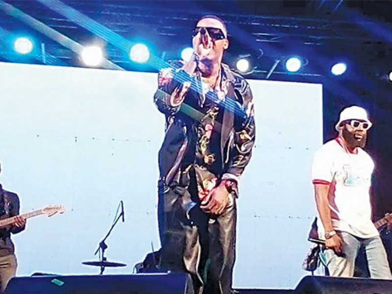 Anselmo Ralph apresenta novo disco 
