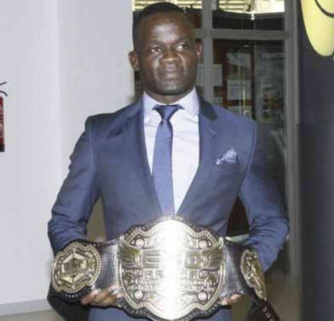 Lutador Angolano Demarte Pena