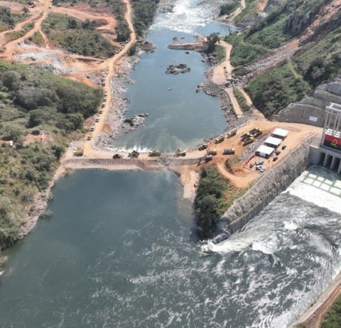 Vista de uma barragem hidroelectrica em Angola
