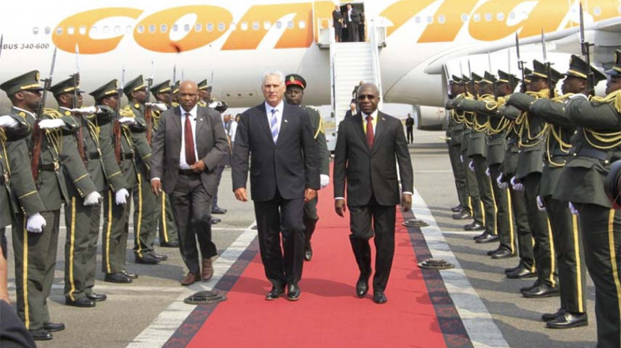 Presidente da República de Cuba, Miguel Mario Díaz-Canel Bermúdez em Angola