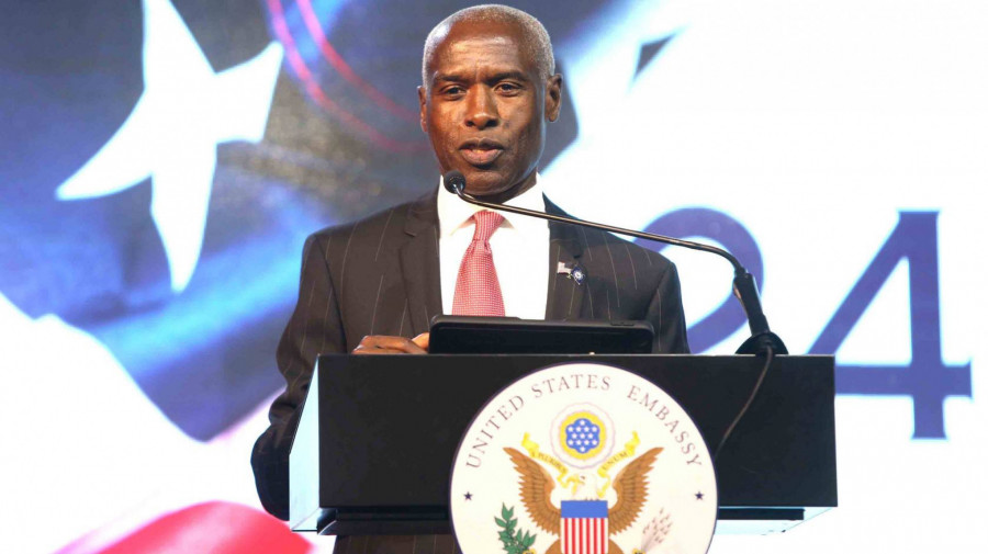 Embaixador dos EUA em Angola, Tulinabo Mushingi