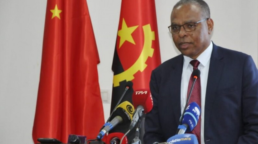 ministro da Ind&uacute;stria e Comercio, Rui Migu&ecirc;ns