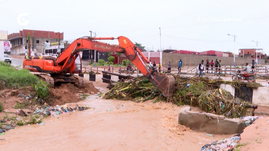 Chuvas em Luanda - Arquivo