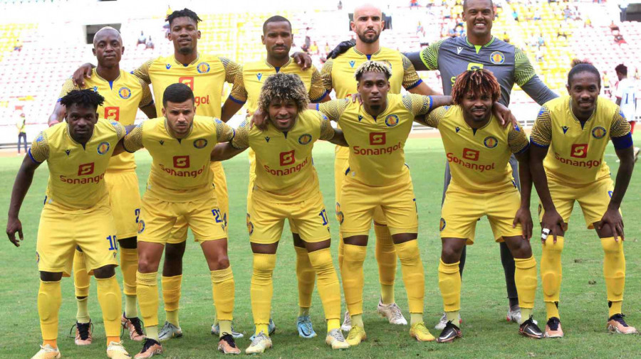 Equipa do Petro de Luanda