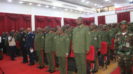 Chefias militares das FAA - Angop