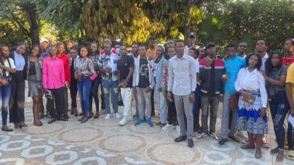 Clube de Leitura do Moxico - Joaquim Njungu