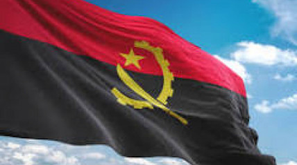 Bandeira da República de Angola - Divulgação
