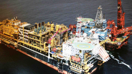 Plataforma petrolífera - DR