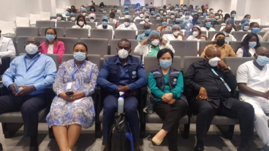 Reuni&atilde;o sobre combate a var&iacute;ola