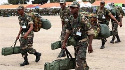 Militares das FAA