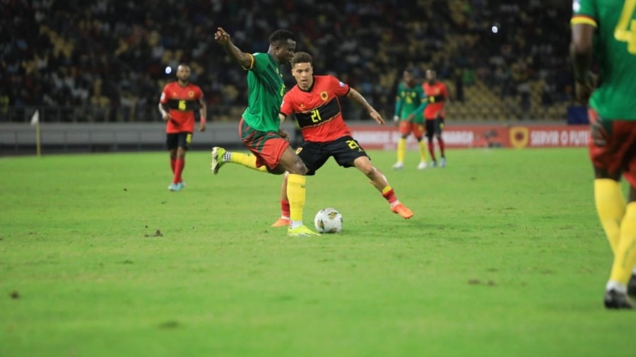 Jogo entre Angola e Camarões