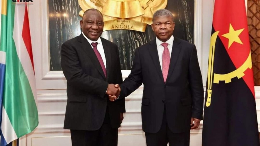 Presidentes de Angola (à dir.) e da África do Sul