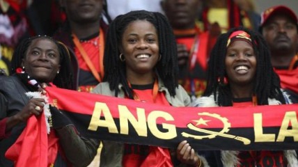 Jovens angolanas - verangola.net