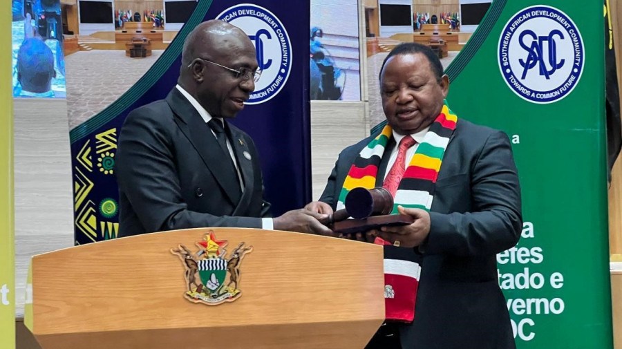 Acto da passagem da presidência da SADC ao Zimbabwe