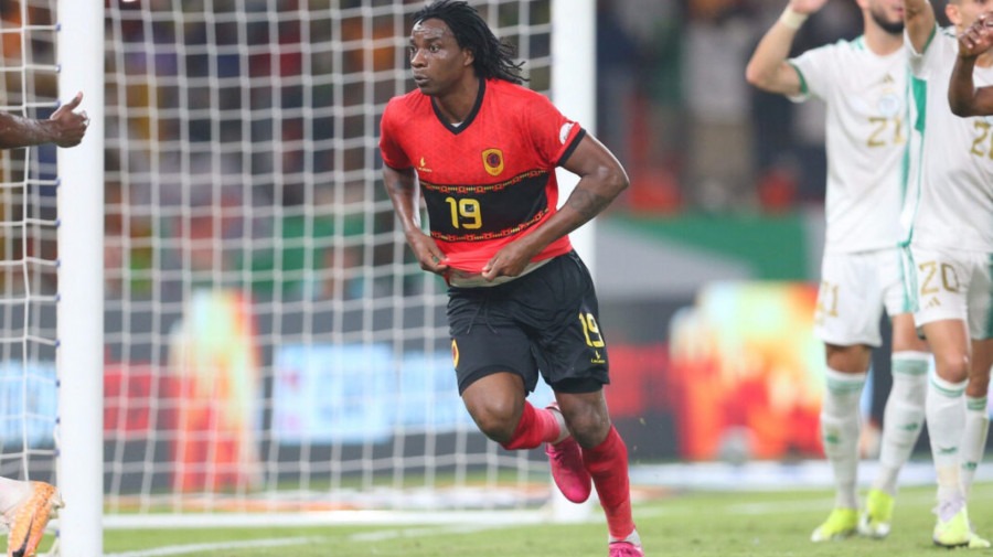 Jogador angolano Mabululu