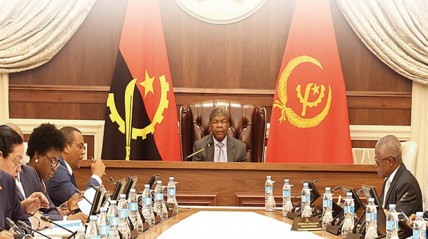 Sessão do Conselho de Ministros  - Edições Novembro