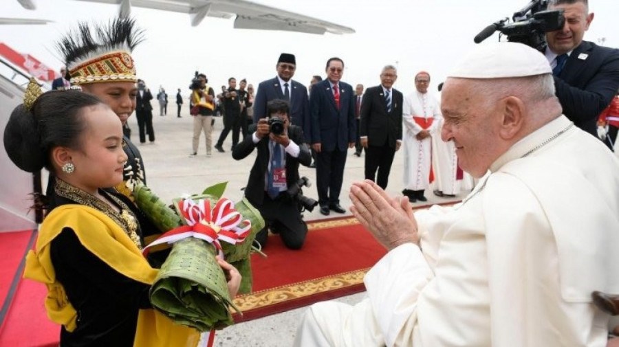 Chegada do Papa em Jakarta