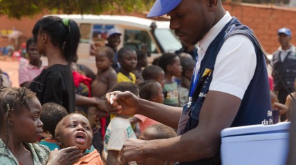 Campanha de vacina&ccedil;&atilde;o contra a poliomielite decorre em todo o pa&iacute;s