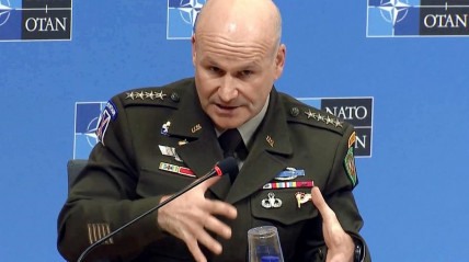 Países da NATO pedem resposta colectiva a violações de espaço aéreo pela Rússia - DR