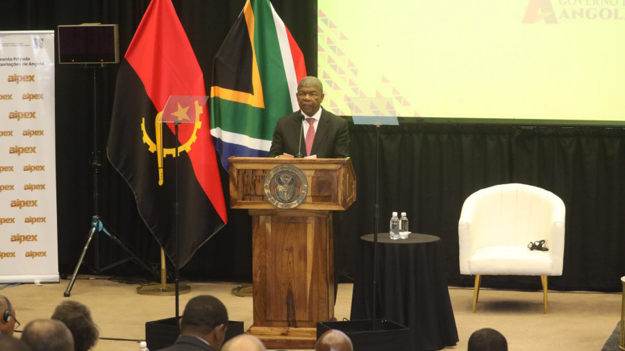 PR discursa na África do Sul