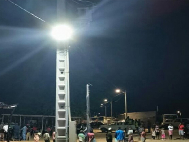 Energia eléctrica chega pela primeira vez ao Mussulo - Angola