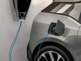 China lança tecnologia que promete recarregar carros elétricos em cinco minutos - DR