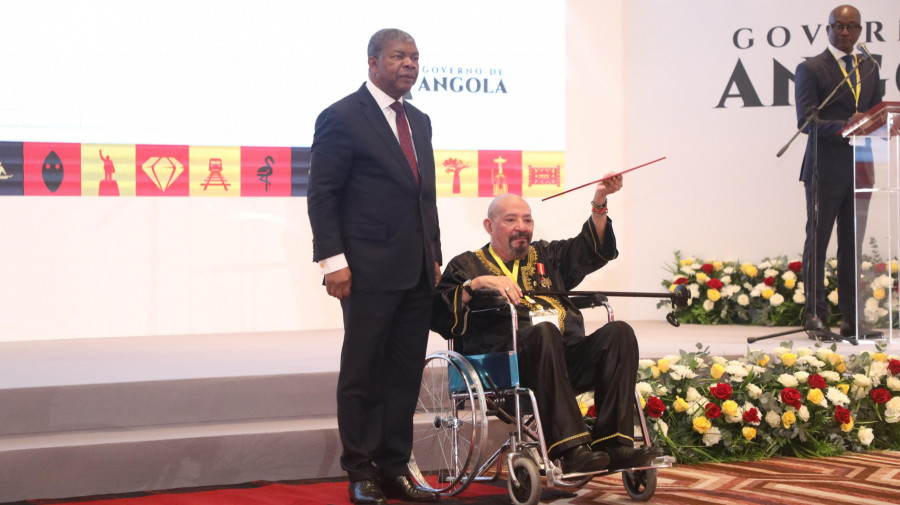 Condecoração de Manuel Rui Monteiro