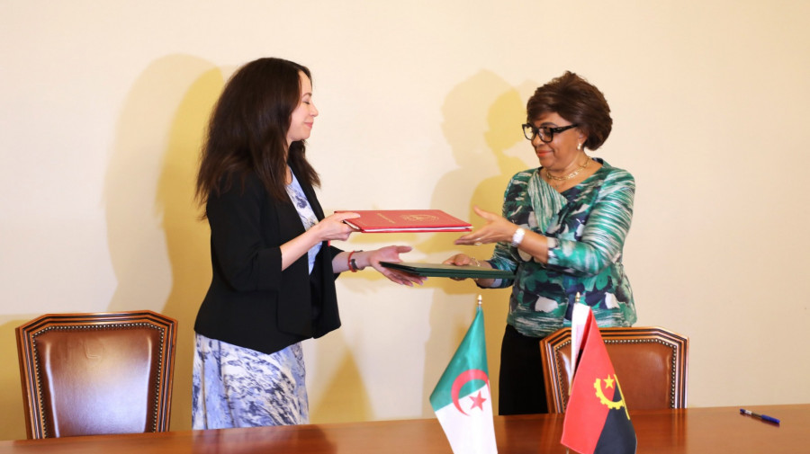 Angola e Argélia trocam instrumento jurídico