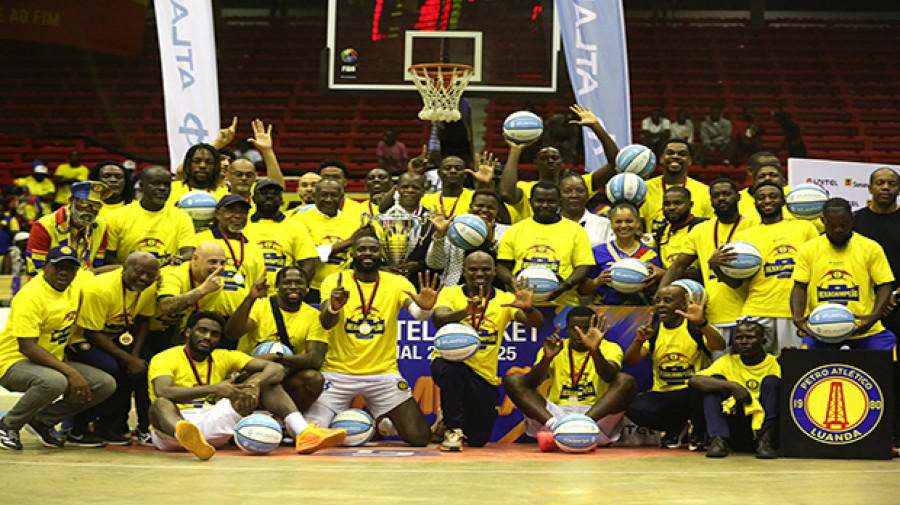 Petro de Luanda campeão nacional