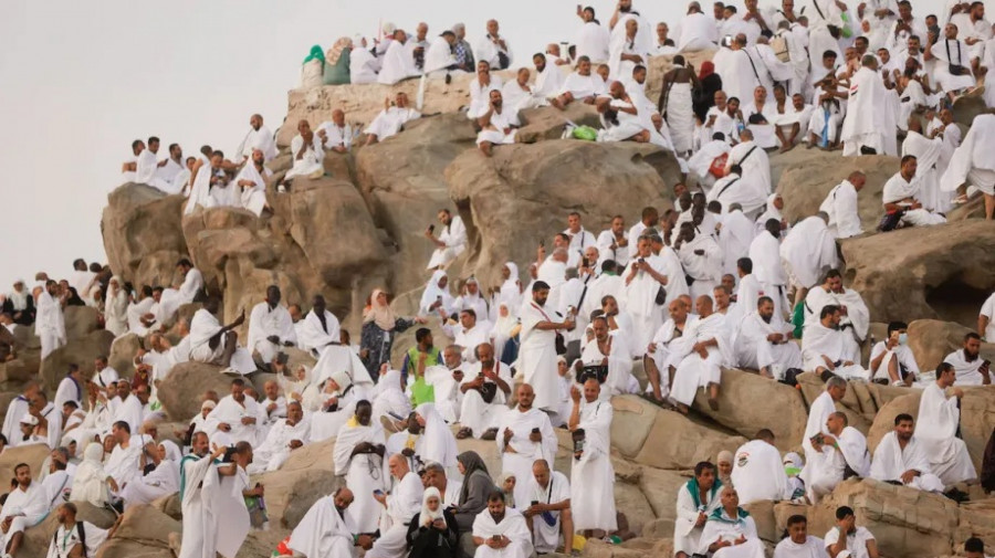 Dois milhões de muçulmanos iniciam peregrinação do Hajj