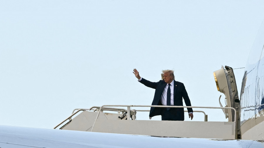 Presidente dos Estados Unidos da América, Donald Trump, no aeroporto de Itália