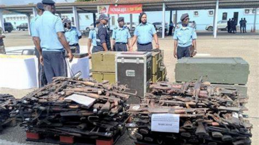 Recolha de armas de guerra em empresas de segurança privada