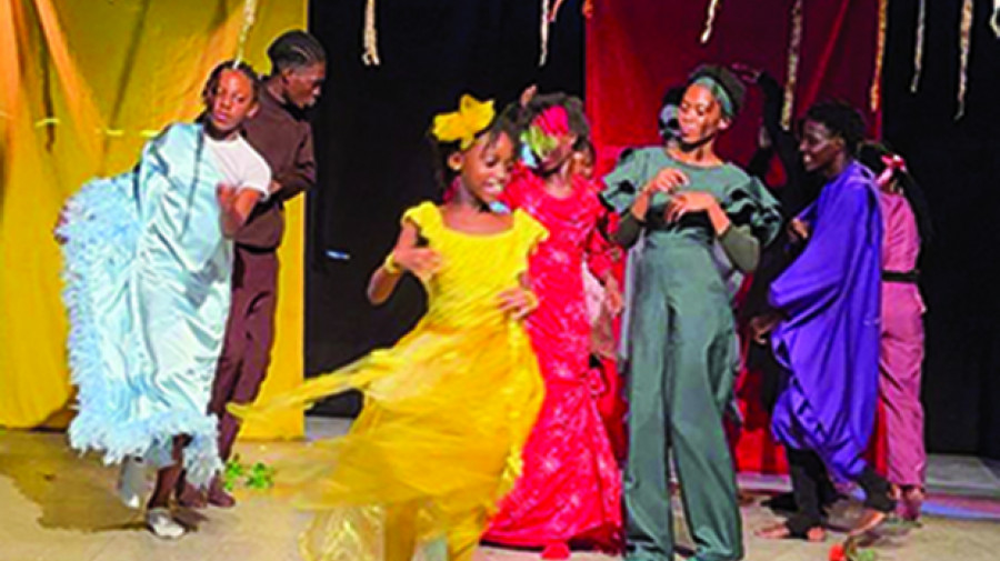 Festival infantil "Kandengues 50 anos"