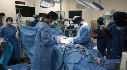 Angola realiza primeira Telecirurgia Robótica - DR