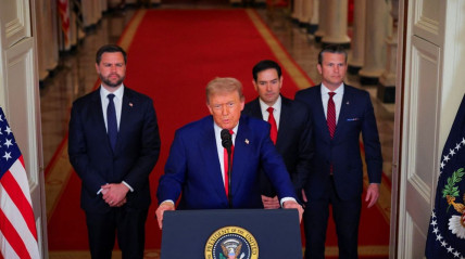 Trump anuncia conversa com Putin para resolver conflito na Ucrânia - DR
