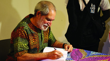 Escritor Artur Pestana