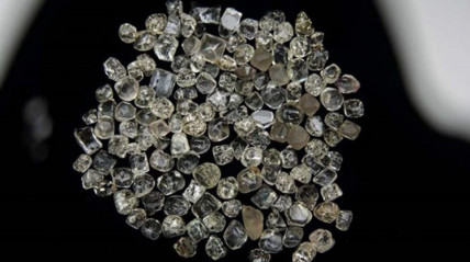 SODIAM arrecada USD 15,5 milhões em leilão de diamantes - DR