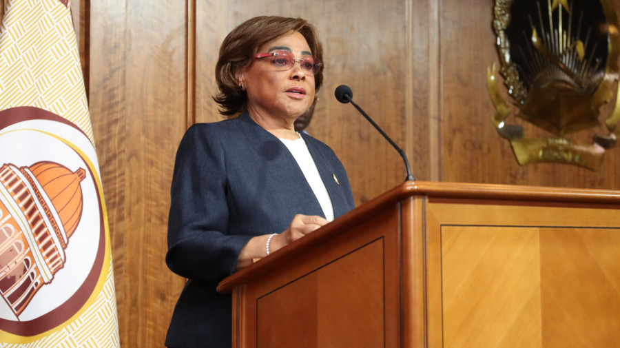 Presidente da Assembleia Nacional, Carolina Cerqueira, fala sobre Inteligência Artificial