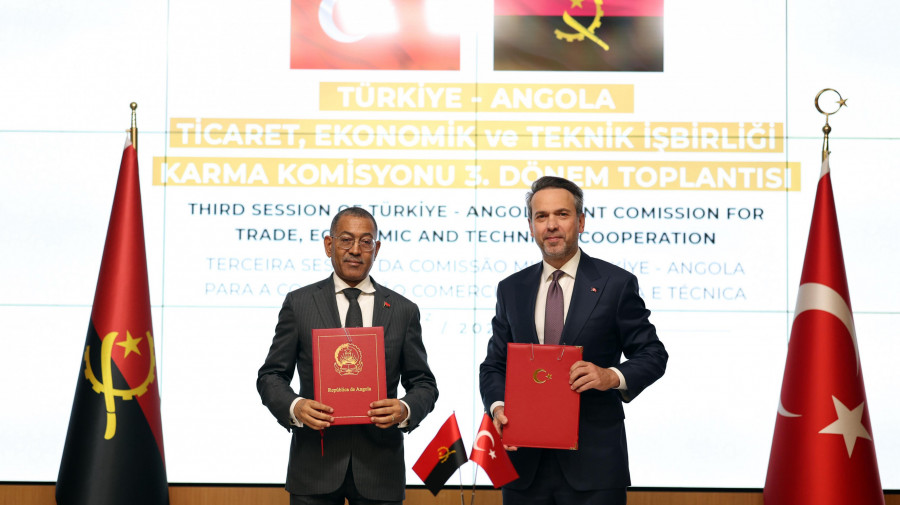 Ministros de Angola e da Turquia trocam Processo Verbal