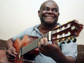 Músico Carlitos Vieira Dias - DR