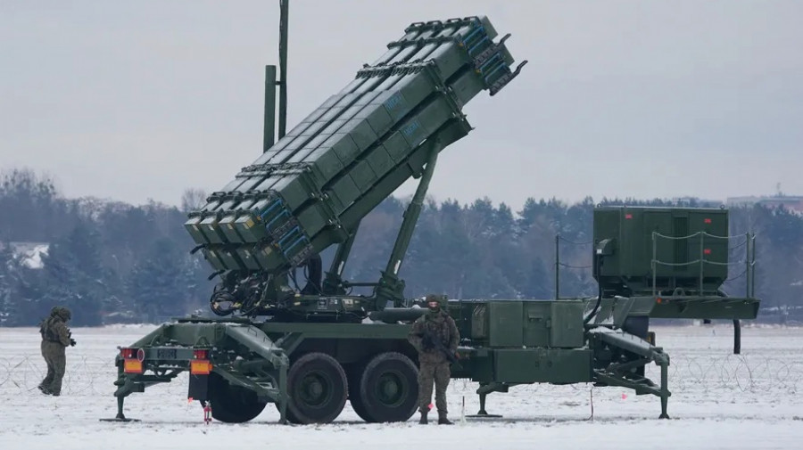 Trump admite que EUA estão a passar armas para Kiev compradas pela NATO