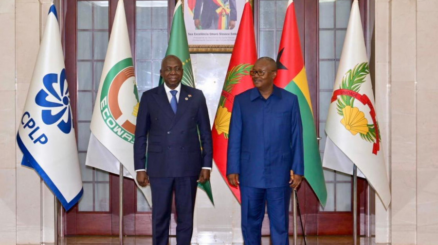 Ministro das Rela&ccedil;&otilde;es Exteriores, T&eacute;te Ant&oacute;nio, e o Presidente da Guin&eacute;-Bissau, Umaro Sissoco Embal&oacute;