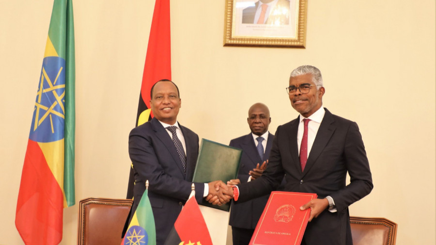 Ministros dos Transportes de Angola e da Etiópia assinaram acordo sobre serviços aéreos