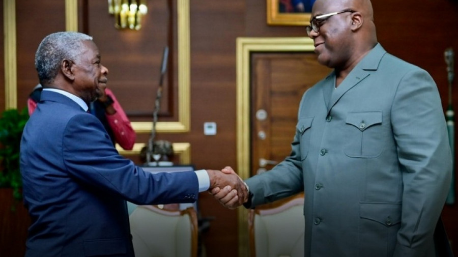 Félix Tshisekedi recebe músico angolano Sam Mangwana